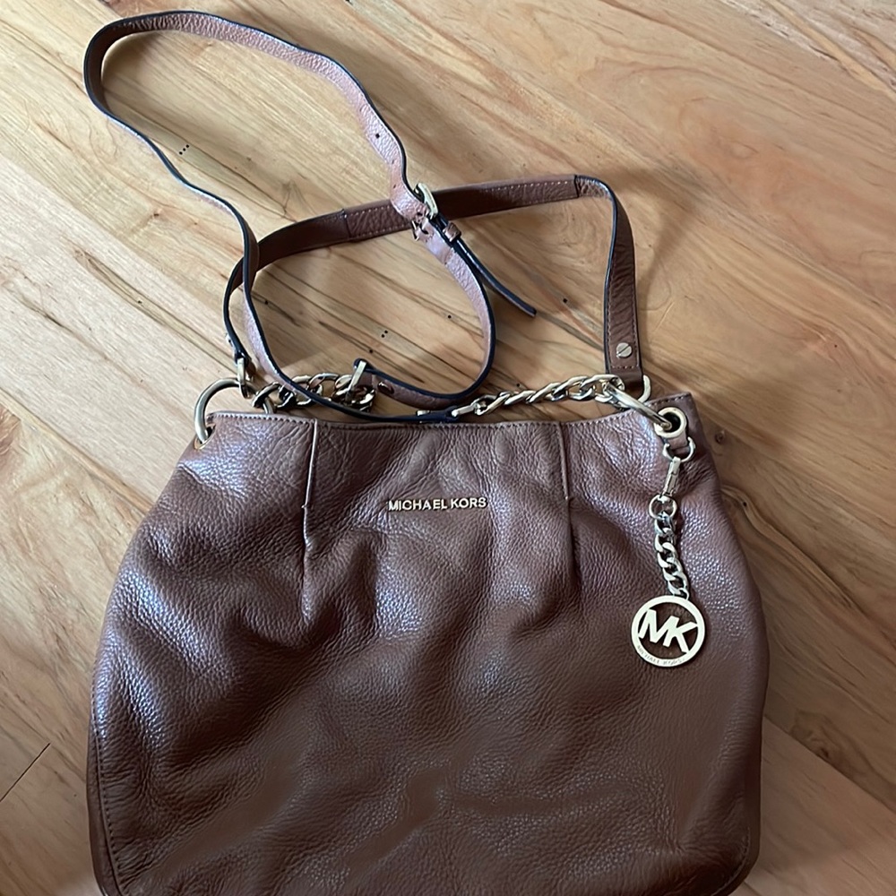 Micheal Kors purse brown